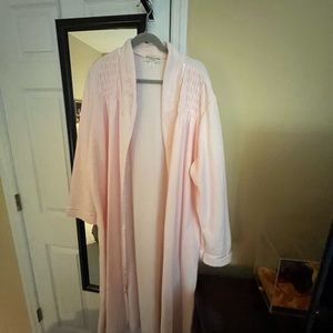Miss Elaine light pink plus size robe 3x